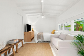 The Beach Cabin, Curl Curl